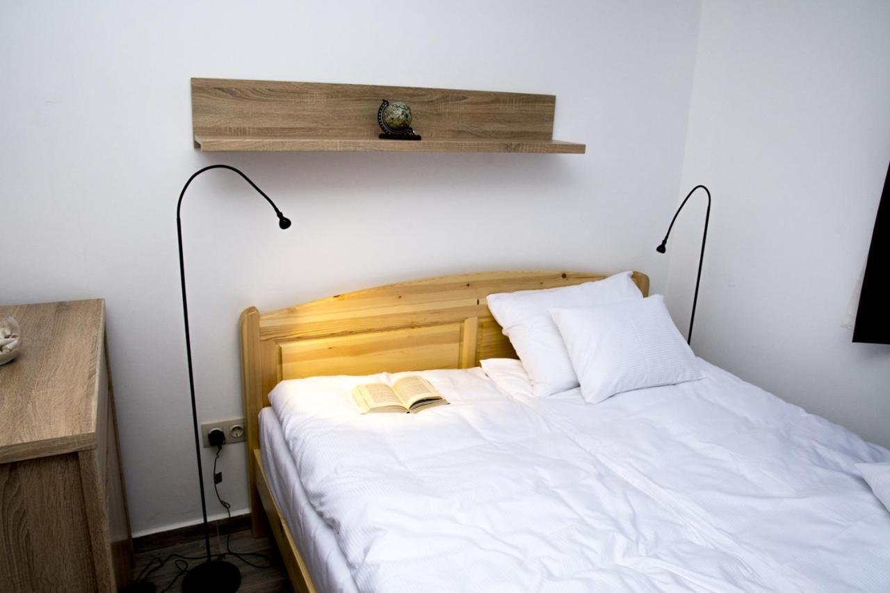 Akvárium Apartmanházak Keszthely Esterno foto
