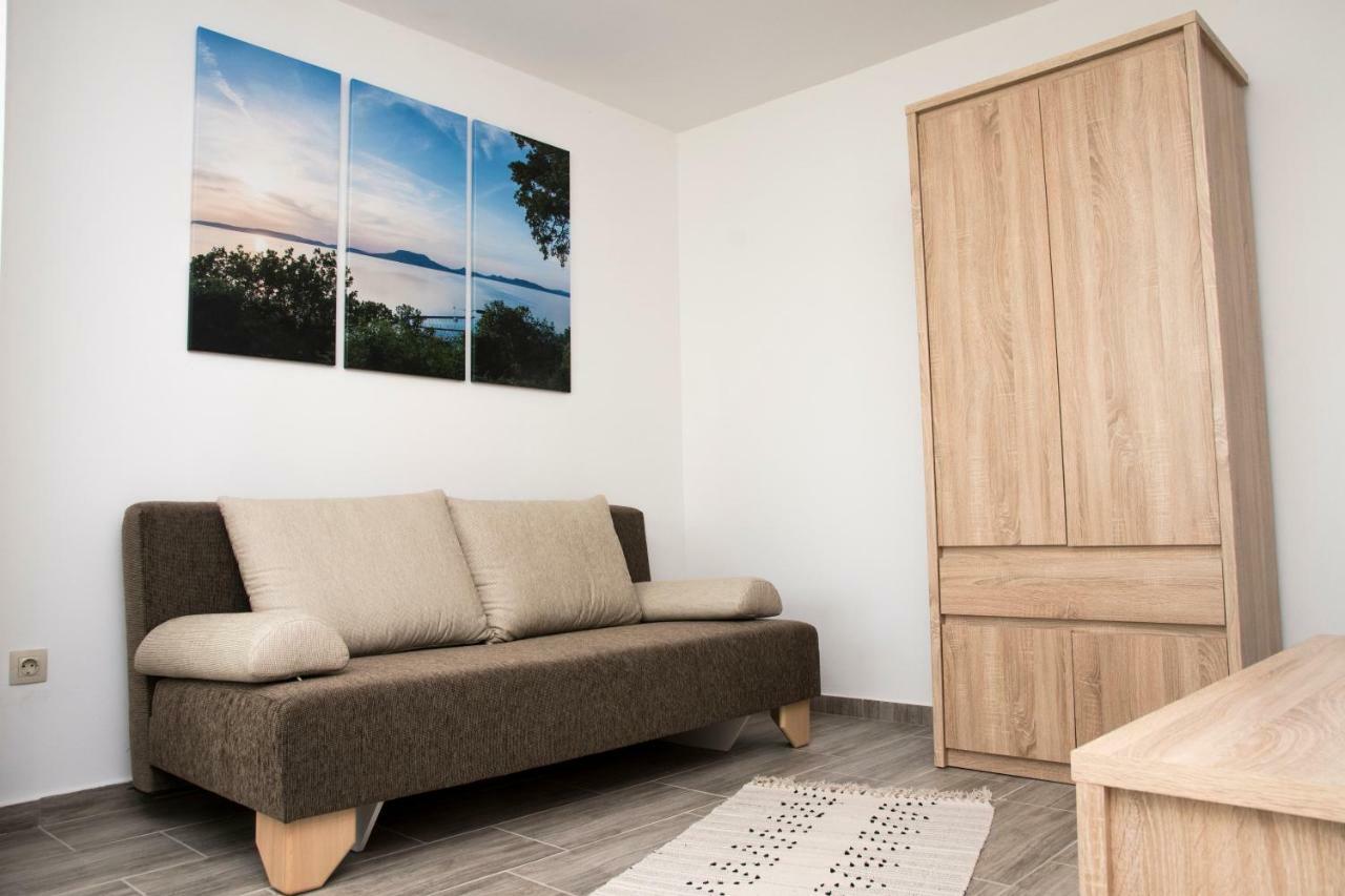 Akvárium Apartmanházak Keszthely Esterno foto